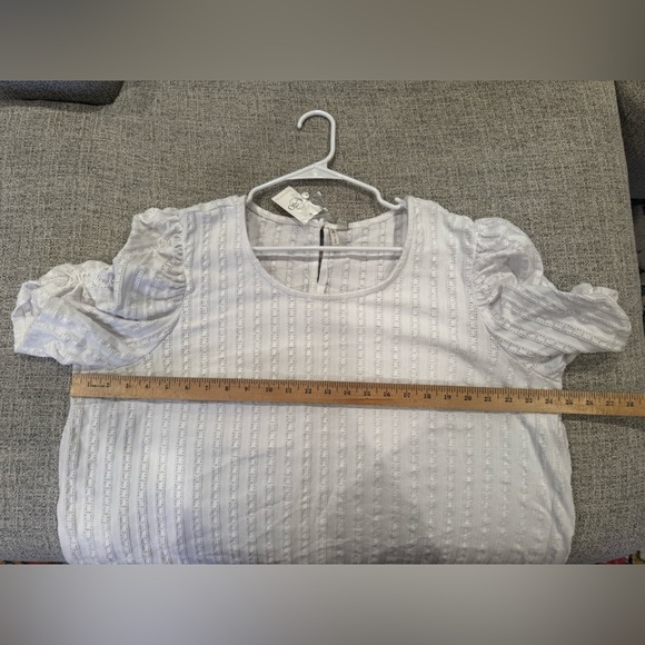 Cato White Textured Puff Ruffle Sleeve White Short Sleeve Shirt Plus Sz 22/24 - Picture 9 of 10